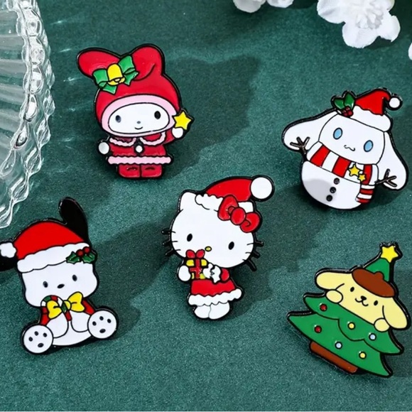 Sanrio 5pcs Hello Kitty Christmas Brooch Cute Melody Pins, Metal Badge Jewelry - Picture 2 of 2